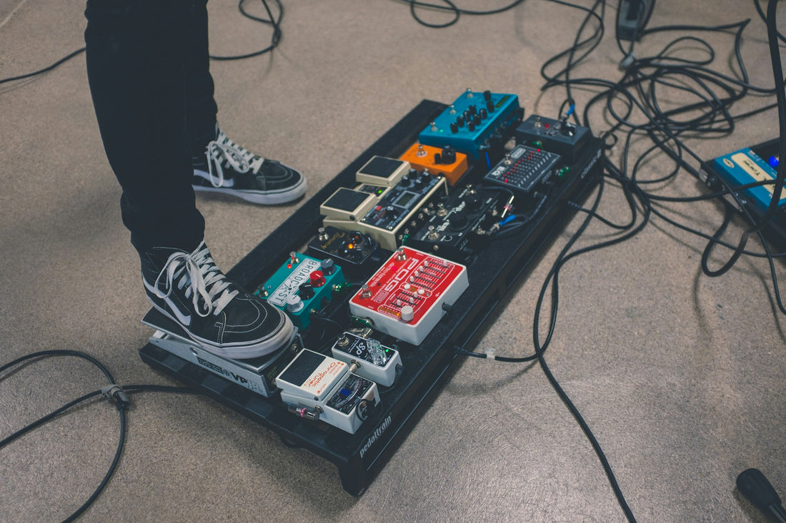 How to Set Up Your Pedalboard - Guitar Pedal Order Explained
